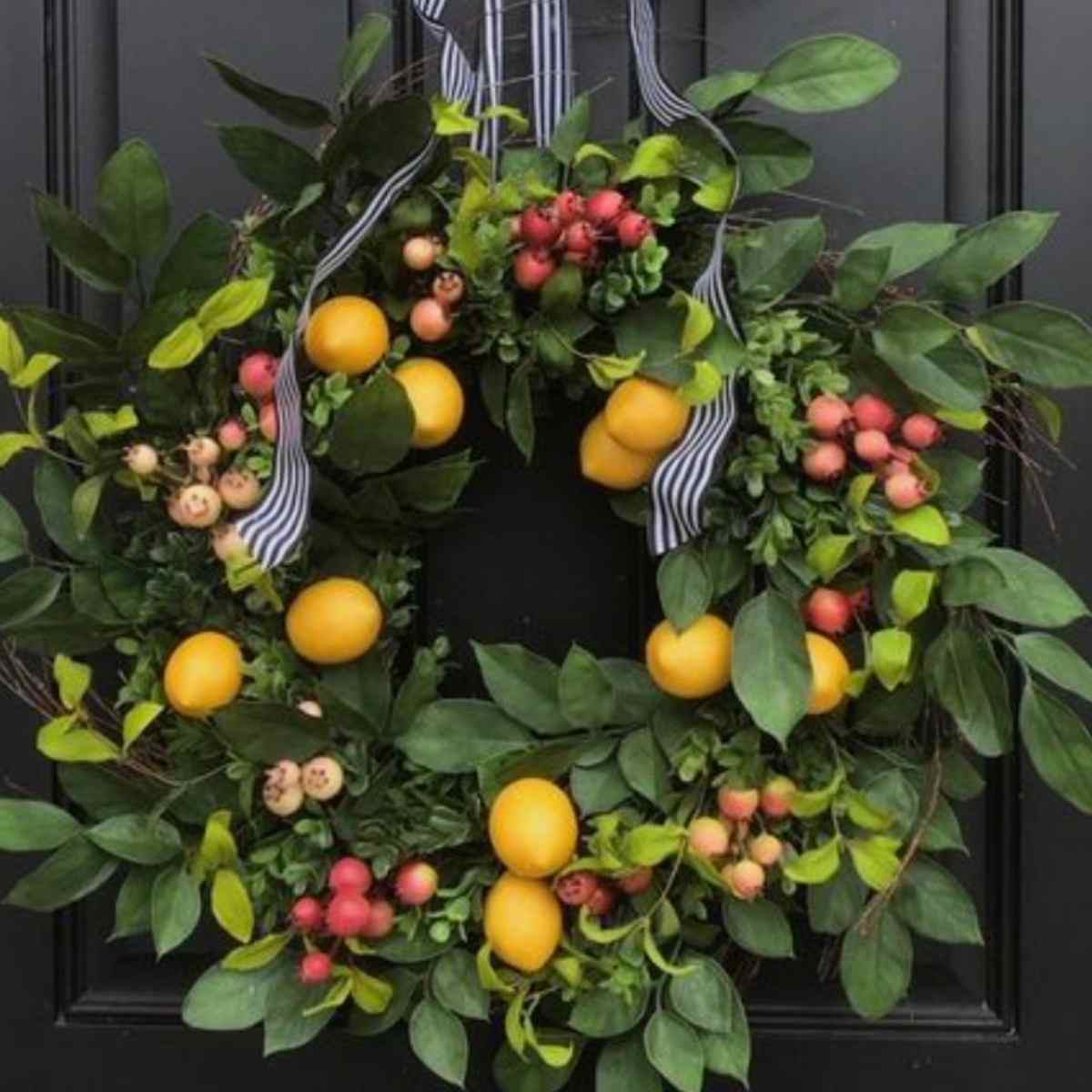 Lemon and Crabapple Wreath Ideas